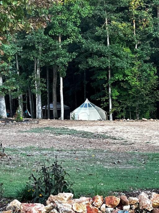The Pisces-A Stargazing, Luxury Glamping Tent Rogersville Esterno foto