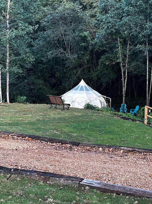 The Pisces-A Stargazing, Luxury Glamping Tent Rogersville Esterno foto